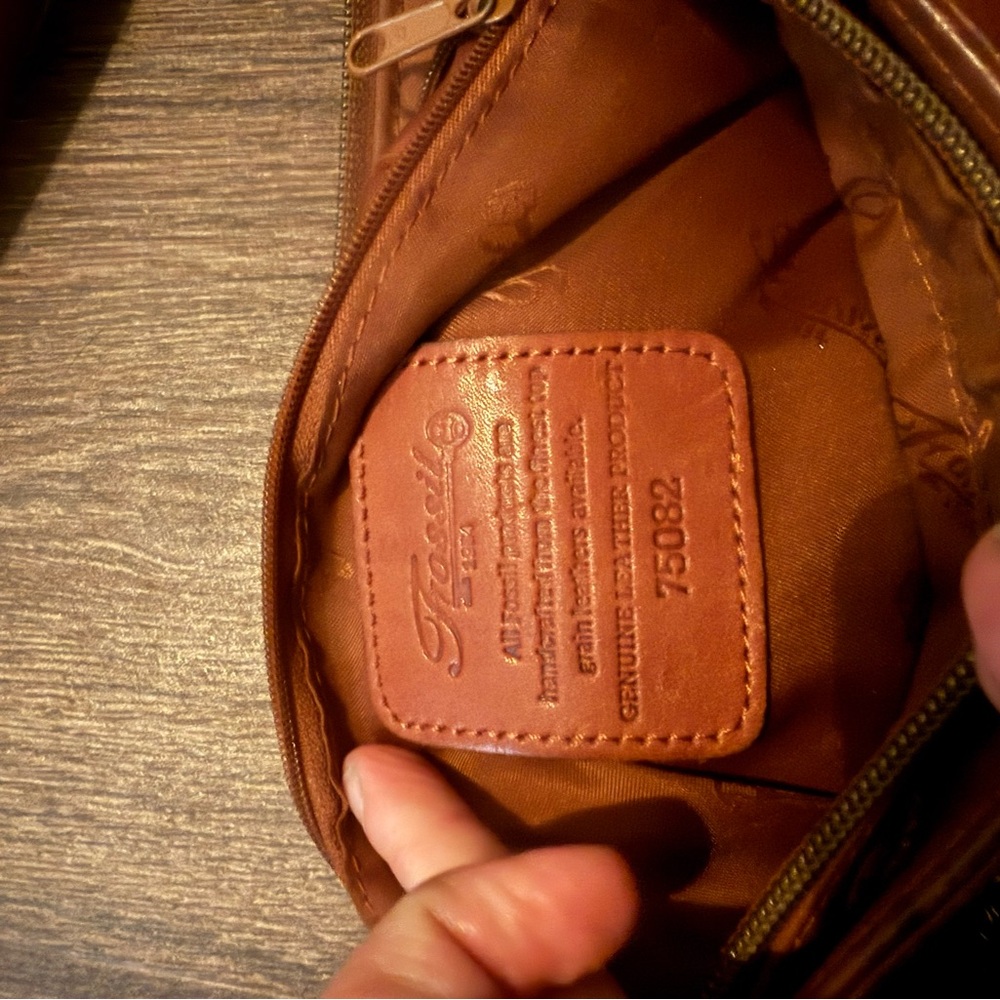Vintage Fossil leather satchel - Picture 8 of 11